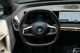 BMW IX 40 240 kW, xDrive, Vzduchový podvozek, Sky-Lounge - 10