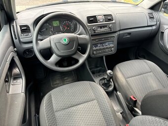 Škoda Fabia II 1.2 TSI / 63kW / 2011 / DIGI KLIMA / SENZORY - 10