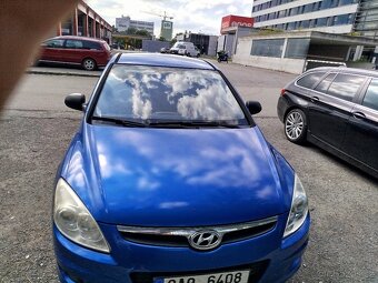 Hyundai i30 1.6 CRDi, 2009, nová STK - 10