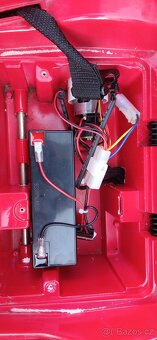 Elektrické autíčko Ferrari - 10