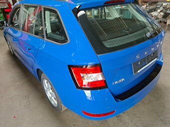 Škoda Fabia III 1.0 MPI Kombi Klima Model 2022///Havárie/// - 10