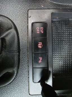 Volkswagen Touran TOP výbava - 10