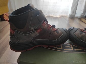 Kotníkové boty Keen - 10