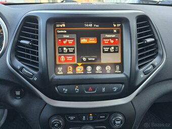 JEEP Cherokee 2.2 147kW 4x4 LIMITED - 10