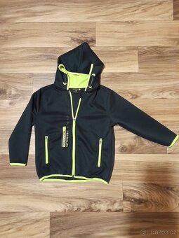 Mikiny a svetry, zachovale ve vel. 104-110/116 - 10