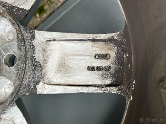 Alu kola R17 5x112 Audi + Zimní pneu 225/50/17 Goodyear - 10