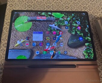 Samsung Galaxy TAB S8+ 5G s příslušenstvím - 10