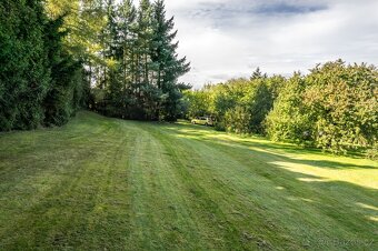 Rodinný dům 5+2 v obci Kořenec - 10