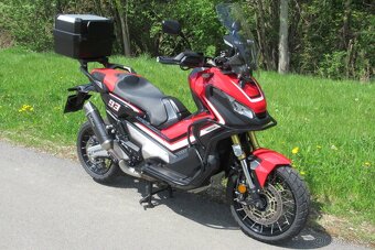 Honda X-ADV 750 LeoVince - 10