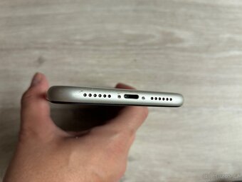 APPLE IPHONE 11 • 128 GB - 10