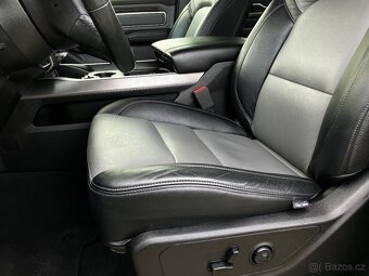 Dodge Ram 1500 5.7 V8 HEMI - 4x4 - RAM BOXY - NEBOURANÝ - 10