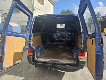 Transporter T4 1.9D - 10