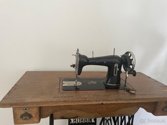 Šicí stroj BOBBIN - 10