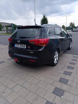 Prodám Kia Ceed sw 1.6 crdi 94kw rok 2015 - 10
