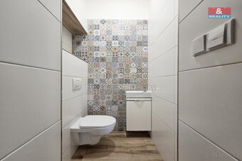 Pronájem bytu 4+1, 117 m², Cheb, ul. Májová - 10