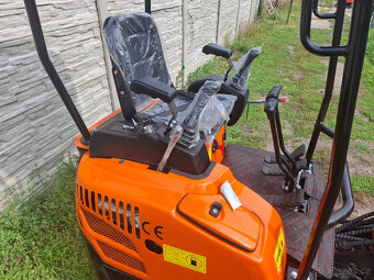 Kubota Japan motor bagr HT1500 - 10