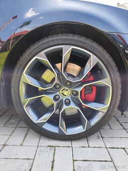 Škoda Octavia III RS 2.0TDI - 10