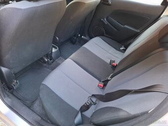 Mazda 2 1.3i Klima Model 2009 - 10