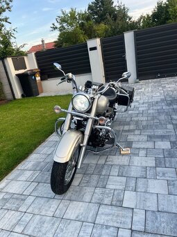 Yamaha Dragstar - 10