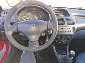 Peugeot 206 - 10