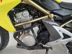 Kawasaki ER-6n - 10
