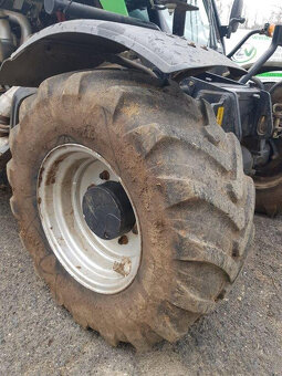 Teleskopický manipulátor DEUTZ-FAHR Agrovector 30.6 - 10