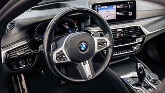BMW Řada 5, 545e, mimořádná výbava, DPH - 10