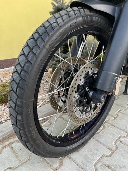 Triumph Tiger 800 XC - 10