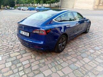 Prodám Tesla model 3 - 10