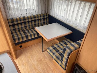 PRODÁNO Hobby De luxe 400, 4osoby, pevná postel, bojler - 10