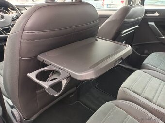 Volkswagen Touran 2.0TDI 110kW DSG Webasto ACC Full LED Qi - 10