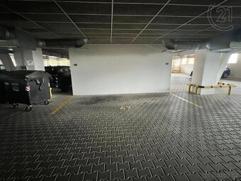 Pronájem bytu 1+kk 40 m² Slévačská, Praha - Hloubětín - 10