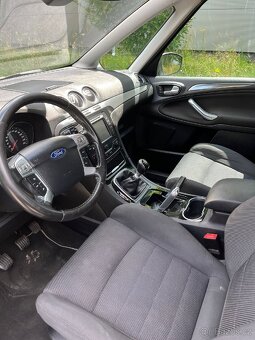 Ford Galaxy 1.6i 118kW, 2011, 7míst - 10