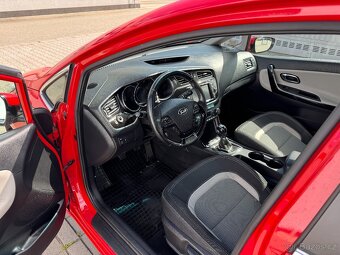 Kia Ceed 1.6 GDi 99 kW Exclusive Combi / ČR / DPH - 10