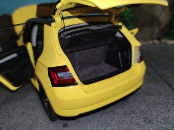 prodám nový model 1:18 škoda fabia 3 - 10