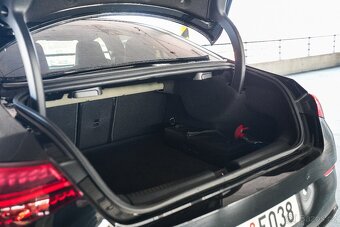 Mercedes-Benz CLA 250 4MATIC - 10