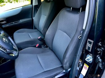 TOYOTA YARIS 1.5,rv 2012 55kW Hybrid AUTOMAT - 10