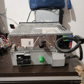 VW GAMMA PLUS 6DISC CHANGER SESTAVA - 10