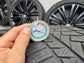 Alu kola 19" 5x112 235/40/r19 Škoda Superb III zimní - 10