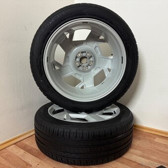 NOVÁ HYUNDAI SANTA FE 5x114,3 R20 ET54+LETNÍ 255/45R20 8mm - 10