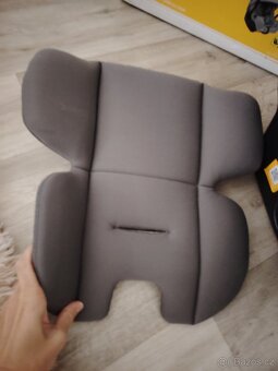 Černá autosedačka vajíčko Joie i-gemm3 top stav - 10