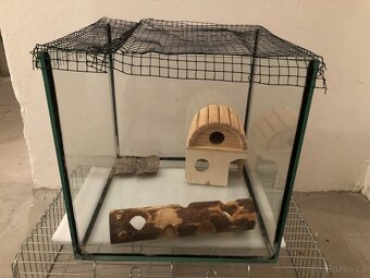 Akvarium vhodné jako terarium - 10