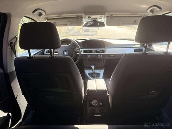 BMW 325d Touring - 10