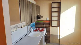 Byt 2+1 s balkonem - Sedlčany - 10