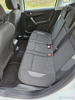 Peugeot 2008 1,6hdi - 10