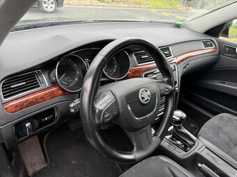 Superb kombi 2.0tsi 147kw DSG Automat Xenony Alcantara - 10