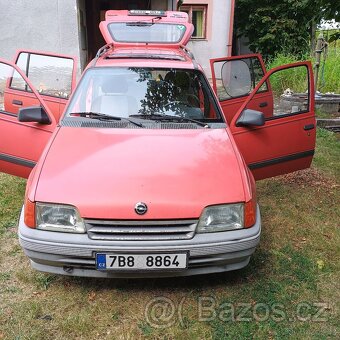 Prodám Opel Kadett, 1.6 I C VAN - 10