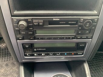 Volkswagen Golf Variant 1.9 TDI 74kW r.v.2005 - 10