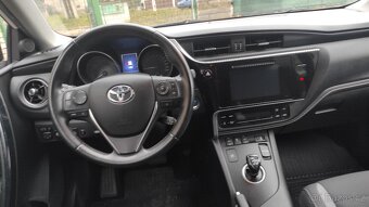 Toyota Auris 1.8i Hybrid, Combi. - 10