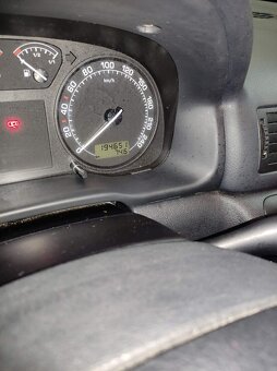 Škoda Octavia combi LPG Tour Modrá - 10